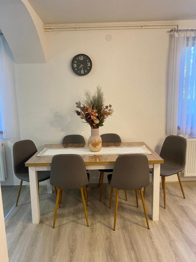 Apartman Plum Plitvice Drežnik Grad Exteriör bild