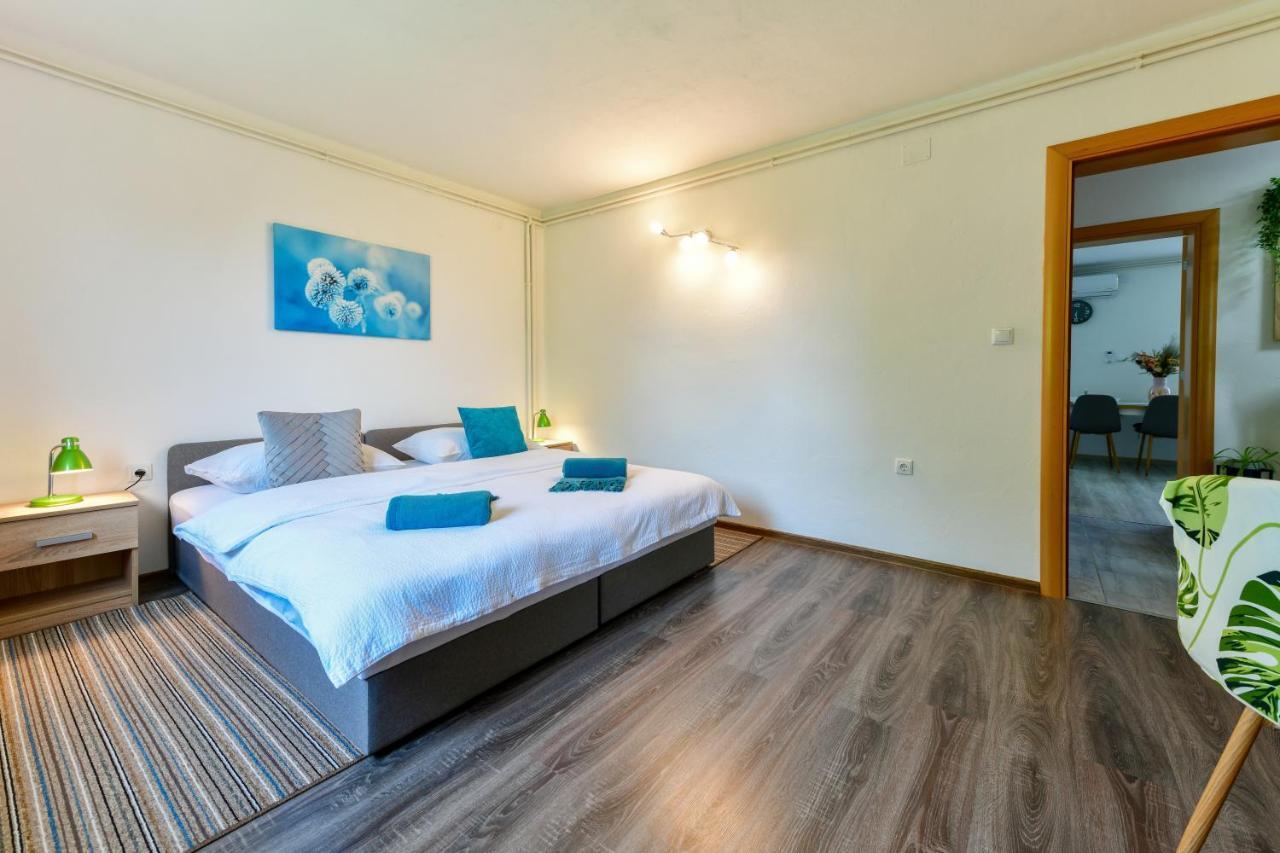 Apartman Plum Plitvice Drežnik Grad Exteriör bild